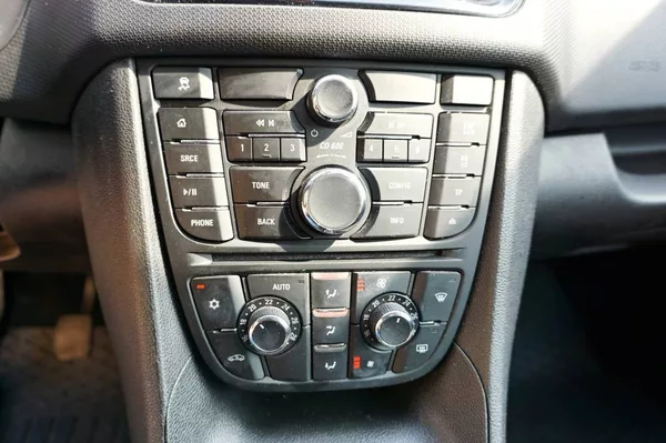Opel Meriva ENJOY 1,4T 88 kW - foto 25