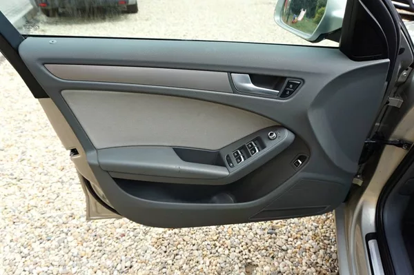 Audi A4 2,0 TDI 105 kW - foto 20