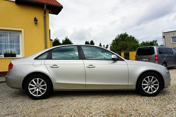 Audi A4 2,0 TDI 105 kW - foto 3