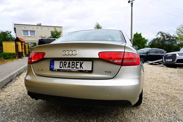 Audi A4 2,0 TDI 105 kW - foto 5