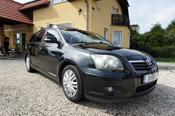 Toyota Avensis 2,4 16V 120 kW