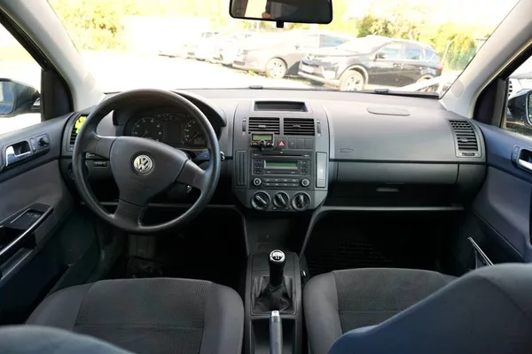 Volkswagen Polo COMFORT 1,2 HTP 44 kW - foto 19