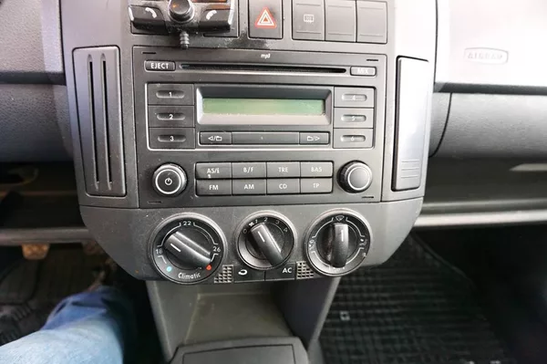 Volkswagen Polo COMFORT 1,2 HTP 44 kW - foto 26