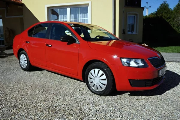 Škoda Octavia ACTIVE 1,6 TDI 66 kW - foto 2