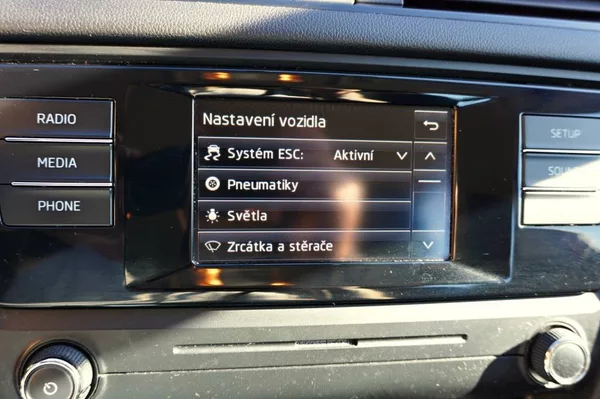 Škoda Octavia ACTIVE 1,6 TDI 66 kW - foto 31