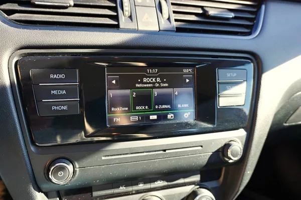 Škoda Octavia ACTIVE 1,6 TDI 66 kW - foto 33