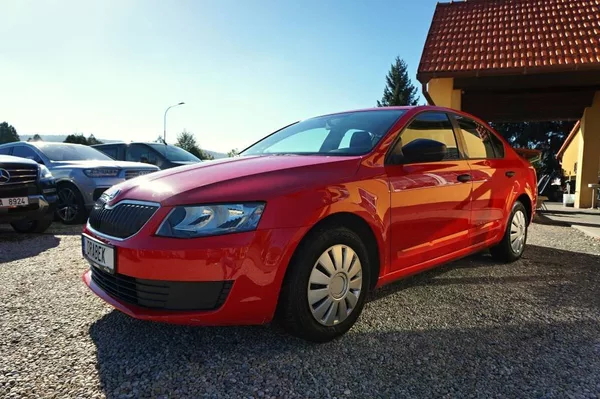 Škoda Octavia ACTIVE 1,6 TDI 66 kW - foto 9