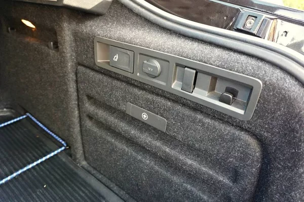 Škoda Superb STYLE PLUS 2,0 TDI 110 kW - foto 12