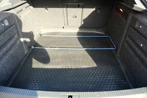 Škoda Superb STYLE PLUS 2,0 TDI 110 kW - foto 14