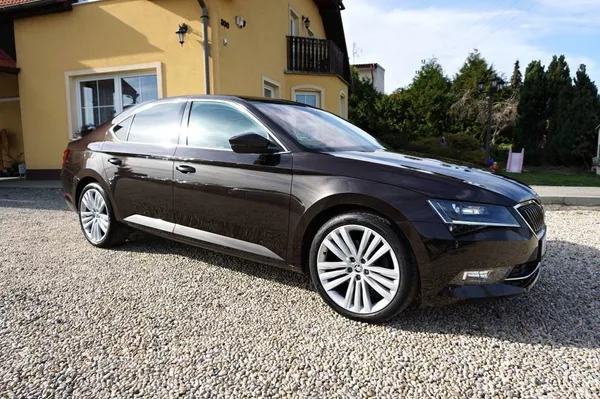 Škoda Superb STYLE PLUS 2,0 TDI 110 kW - foto 2