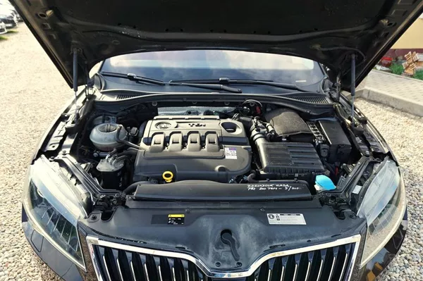Škoda Superb STYLE PLUS 2,0 TDI 110 kW - foto 50