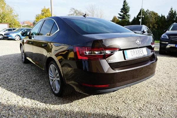 Škoda Superb STYLE PLUS 2,0 TDI 110 kW - foto 6