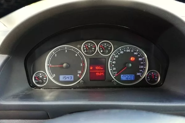 Volkswagen Sharan 2,0 TDI 103 kW - foto 29
