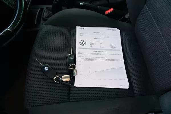 Volkswagen Sharan 2,0 TDI 103 kW - foto 32