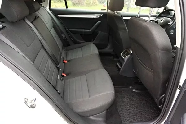 Škoda Octavia STYLE 2,0 TDI 110 kW - foto 19