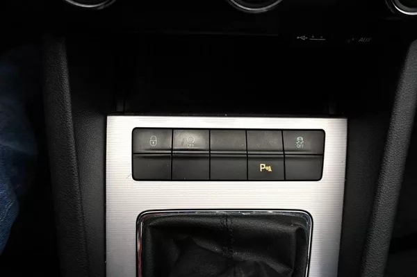 Škoda Octavia STYLE 2,0 TDI 110 kW - foto 26