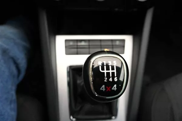Škoda Octavia STYLE 2,0 TDI 110 kW - foto 27