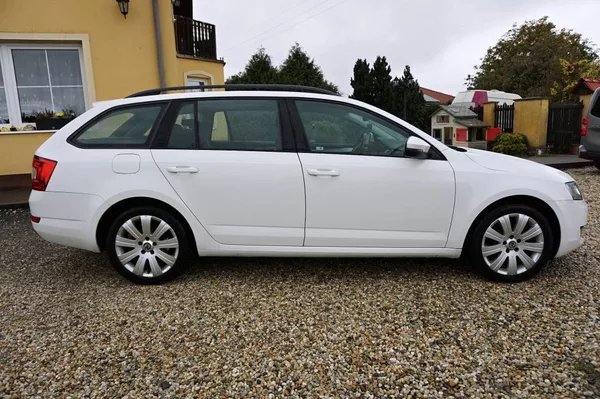 Škoda Octavia STYLE 2,0 TDI 110 kW - foto 3