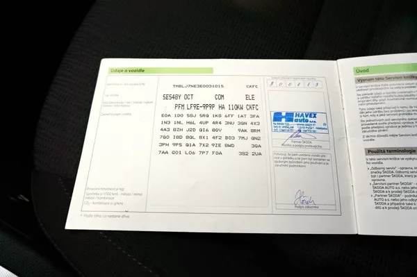 Škoda Octavia STYLE 2,0 TDI 110 kW - foto 33