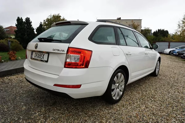 Škoda Octavia STYLE 2,0 TDI 110 kW - foto 4