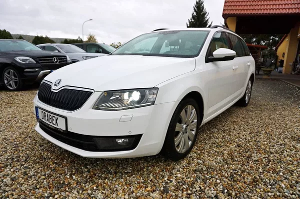 Škoda Octavia STYLE 2,0 TDI 110 kW - foto 8