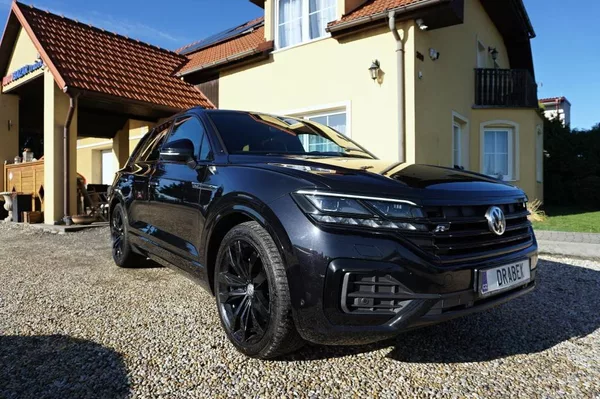 Volkswagen Touareg R-LINE 3,0 TDI V6 210 kW