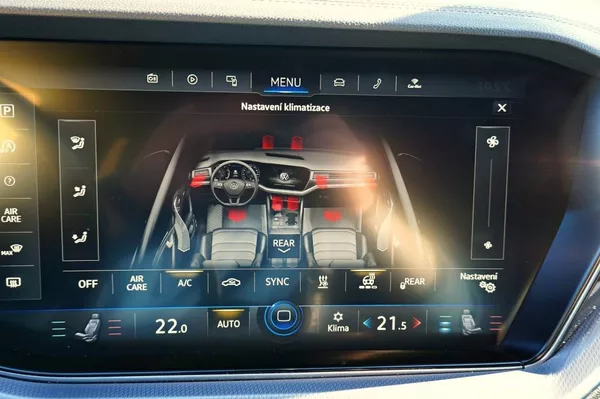 Volkswagen Touareg R-LINE 3,0 TDI V6 210 kW - foto 41