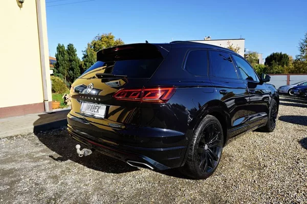 Volkswagen Touareg R-LINE 3,0 TDI V6 210 kW - foto 5