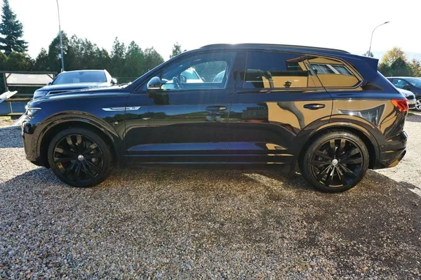Volkswagen Touareg R-LINE 3,0 TDI V6 210 kW - foto 9