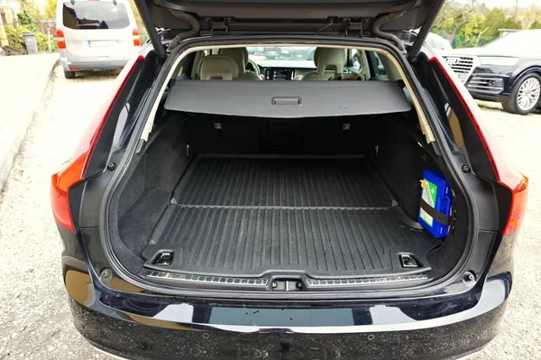 Volvo V90 INSCRIPTION POLESTAR 2,0 D5 17 - foto 10