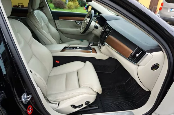 Volvo V90 INSCRIPTION POLESTAR 2,0 D5 17 - foto 14