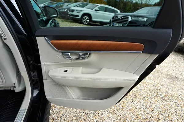 Volvo V90 INSCRIPTION POLESTAR 2,0 D5 17 - foto 17