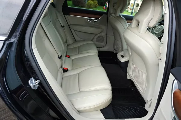 Volvo V90 INSCRIPTION POLESTAR 2,0 D5 17 - foto 18