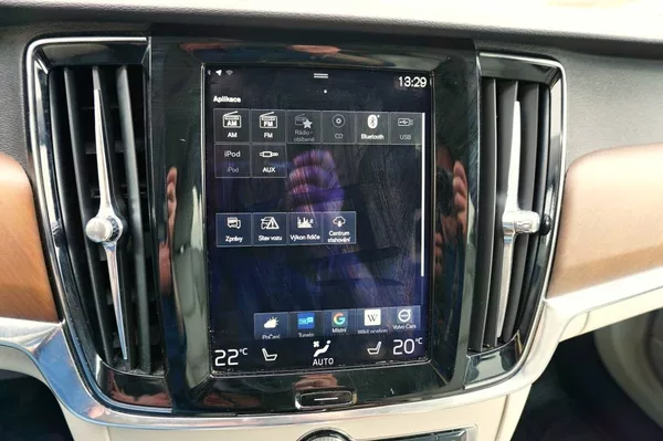 Volvo V90 INSCRIPTION POLESTAR 2,0 D5 17 - foto 39