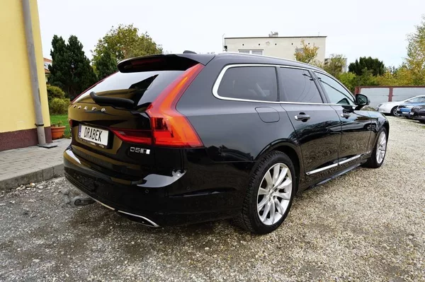 Volvo V90 INSCRIPTION POLESTAR 2,0 D5 17 - foto 4