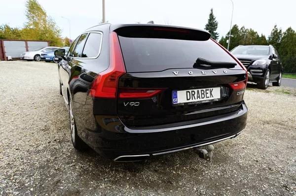 Volvo V90 INSCRIPTION POLESTAR 2,0 D5 17 - foto 6