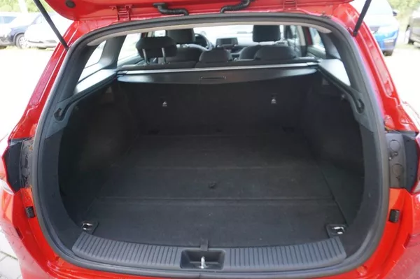Hyundai I30 1,6 CRDI - foto 8