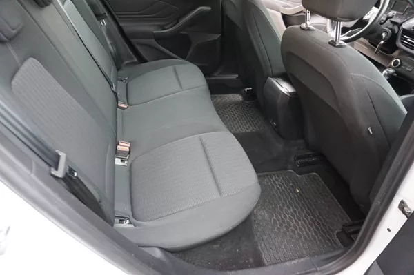 Ford Focus Fucus 1,0 92KW - foto 12