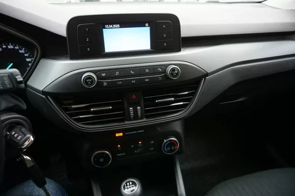 Ford Focus Fucus 1,0 92KW - foto 17