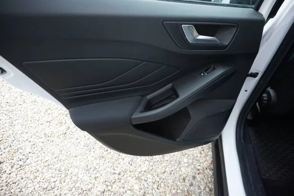Ford Focus Fucus 1,0 92KW - foto 8