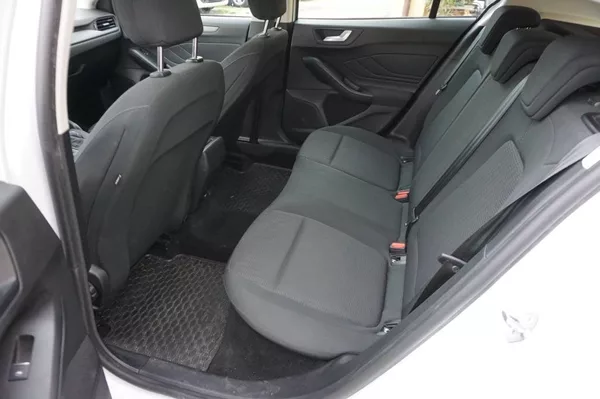 Ford Focus Fucus 1,0 92KW - foto 9