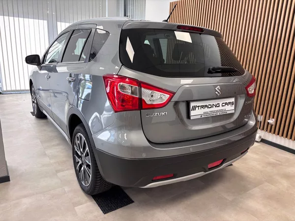 Suzuki SX4 S-Cross Comfort+ 4x4 Navigace /Xenony - foto 7