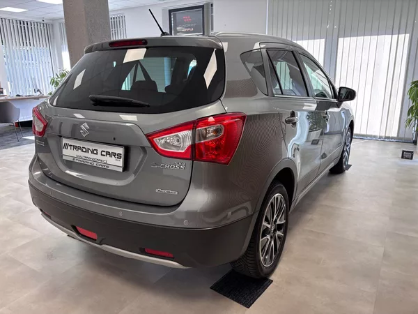 Suzuki SX4 S-Cross Comfort+ 4x4 Navigace /Xenony - foto 8
