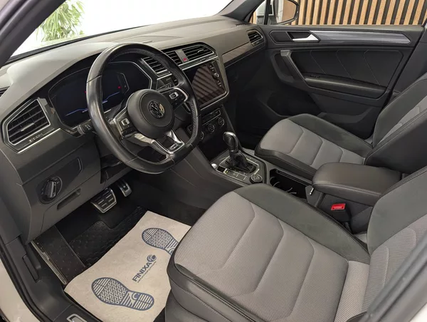 Volkswagen Tiguan 2.0 TDI 4X4 R-LINE - foto 14