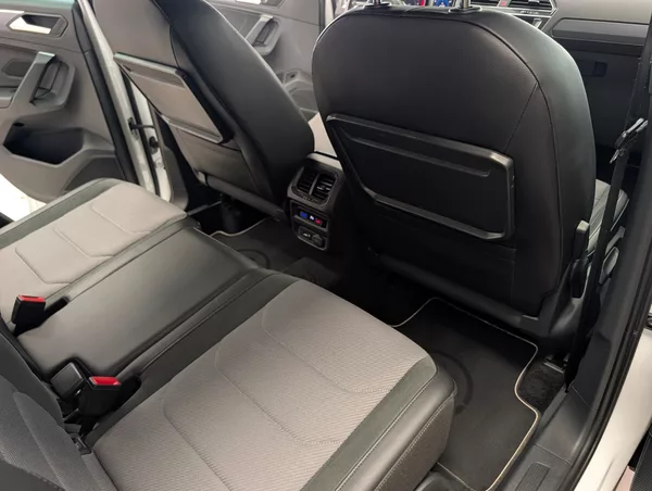 Volkswagen Tiguan 2.0 TDI 4X4 R-LINE - foto 24