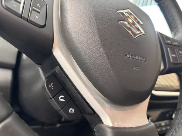 Suzuki SX4 S-Cross Comfort+ 4x4 Navigace /Xenony - foto 13