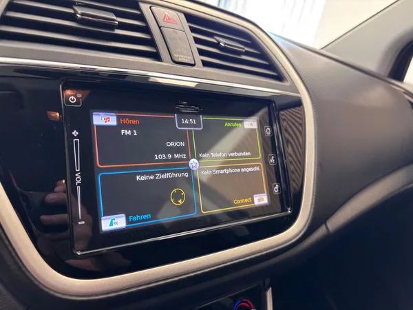 Suzuki SX4 S-Cross Comfort+ 4x4 Navigace /Xenony - foto 14
