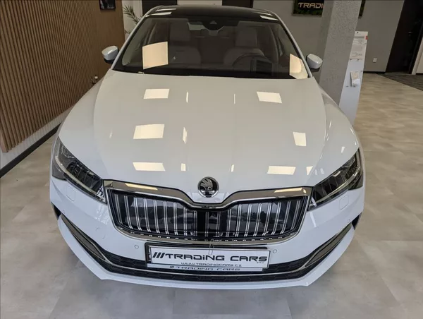 Škoda Superb iV L&K - foto 2