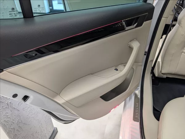 Škoda Superb 1.5 iV L&K - foto 24