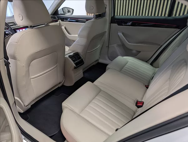 Škoda Superb 1.5 iV L&K - foto 25